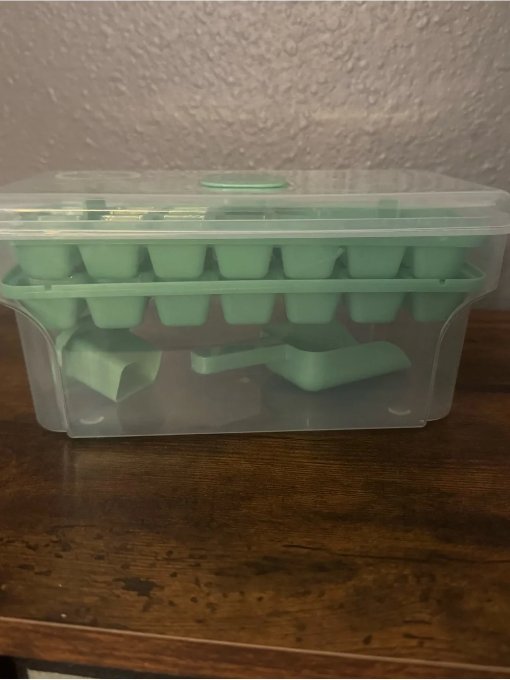 Mint Green Kitchen ice tray Set with Tray, Scoop & pusher
